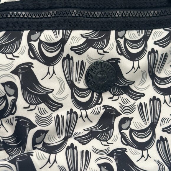 🖤 Kipling Printed Crossbody Bag – Black & White Bird Pattern - Picture 2 of 7